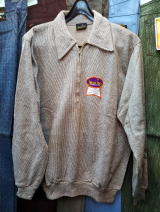 ���B���e�[�W�g���[�i�[�@�u���E��